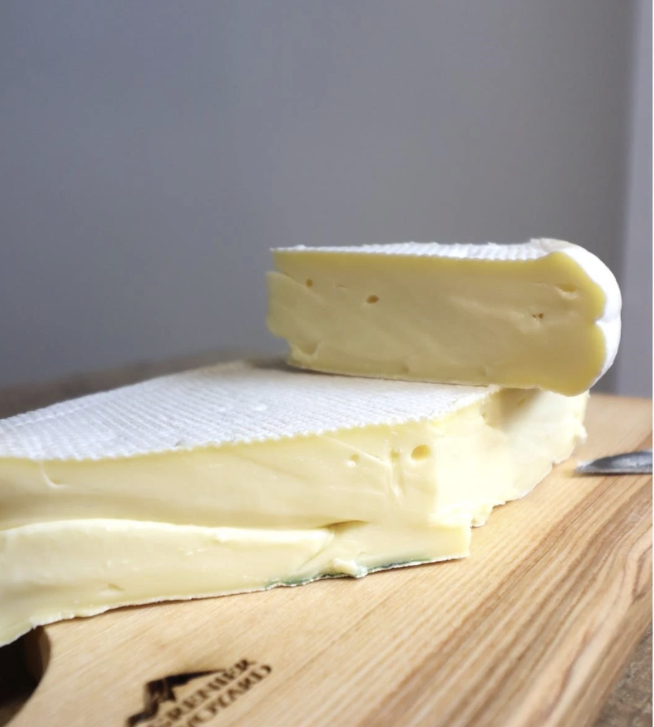 Reblochon fermier vs reblochon laitier : quelles différences ?