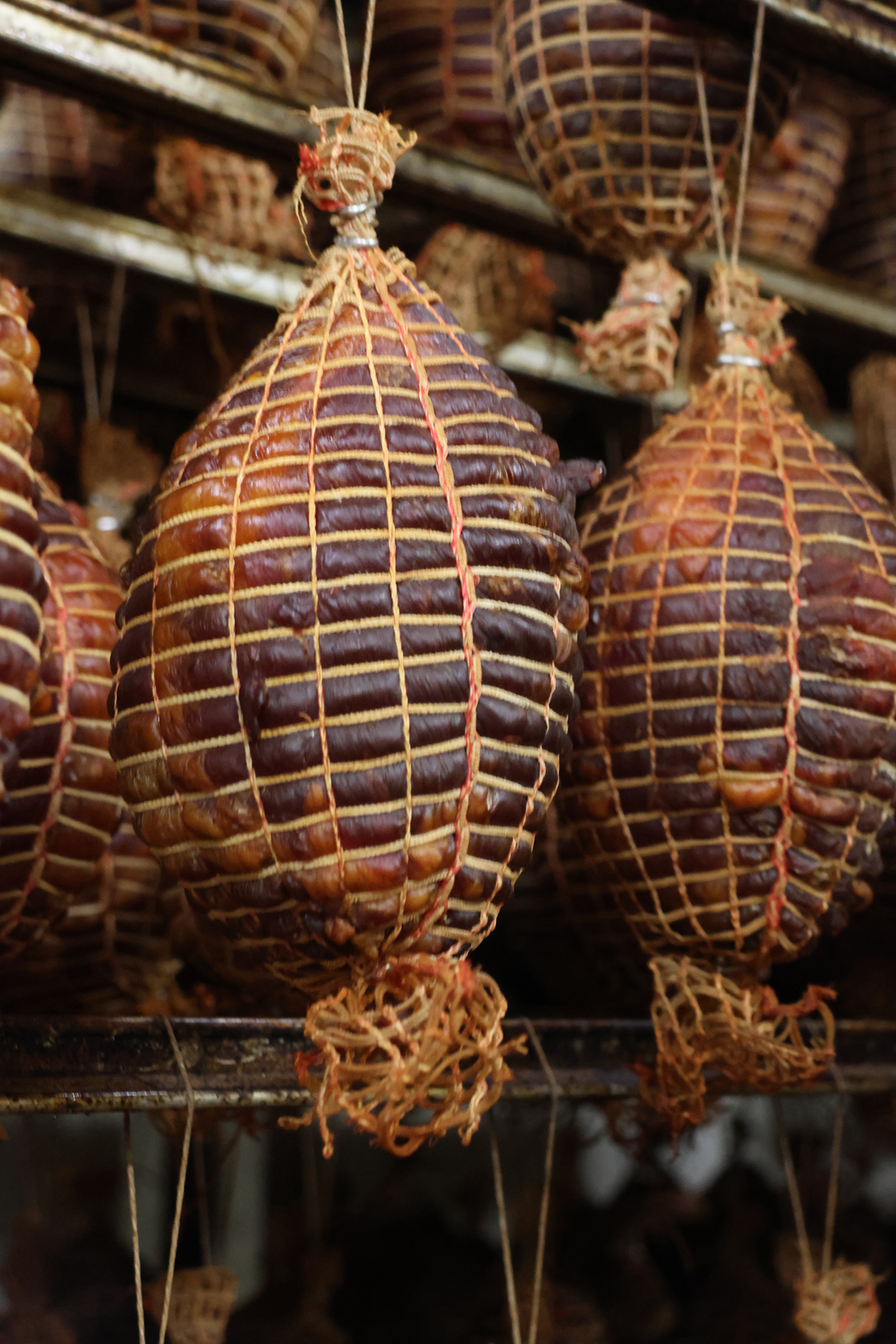 1/4 de jambon désossé 9 mois d'âge NATURE +/- 1,350kg - Grenier Savoyard