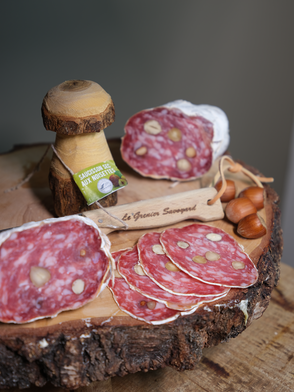 Saucisson aux noisettes