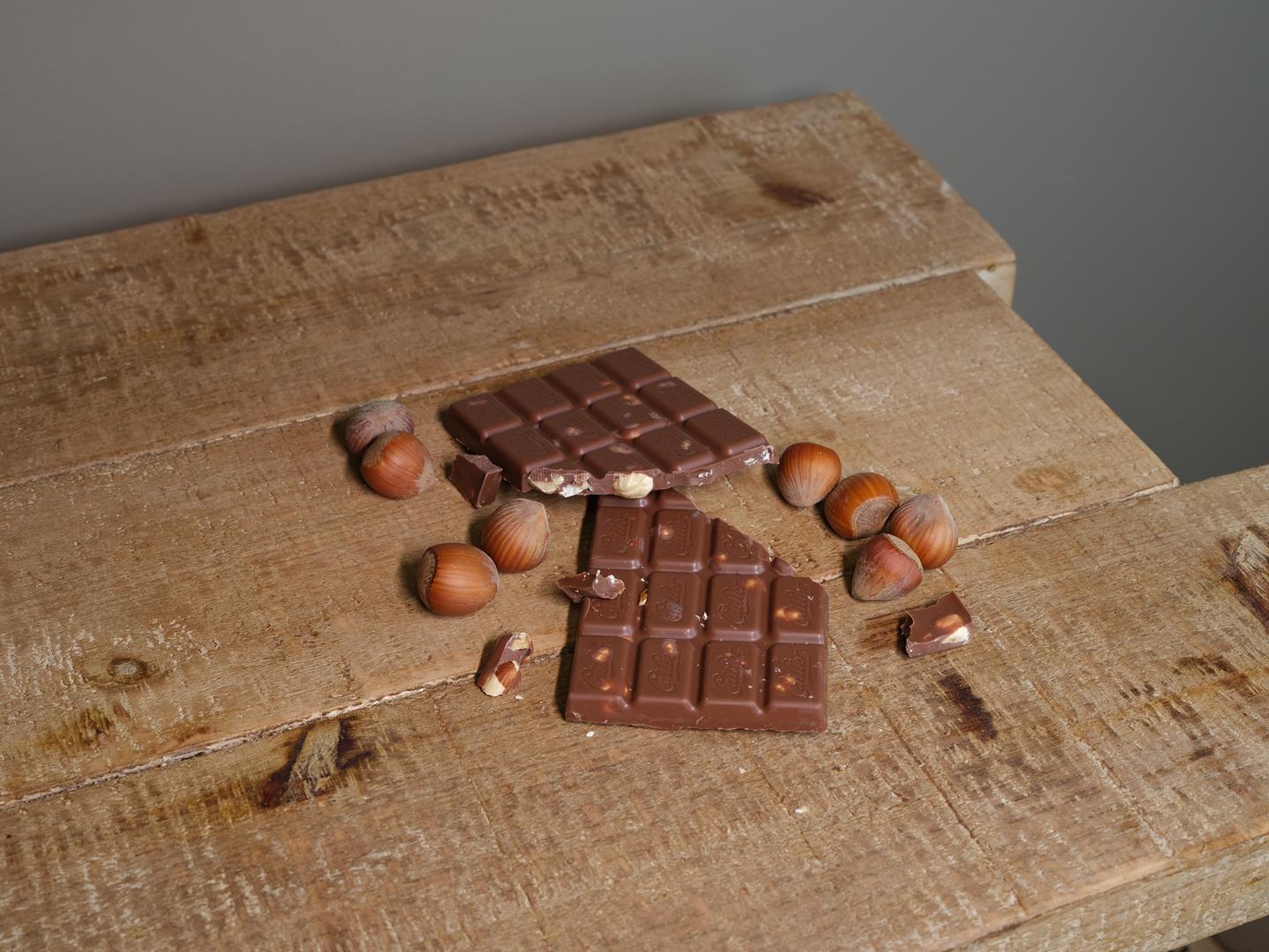Tablette chocolat Suisse CAILLER Lait noisettes